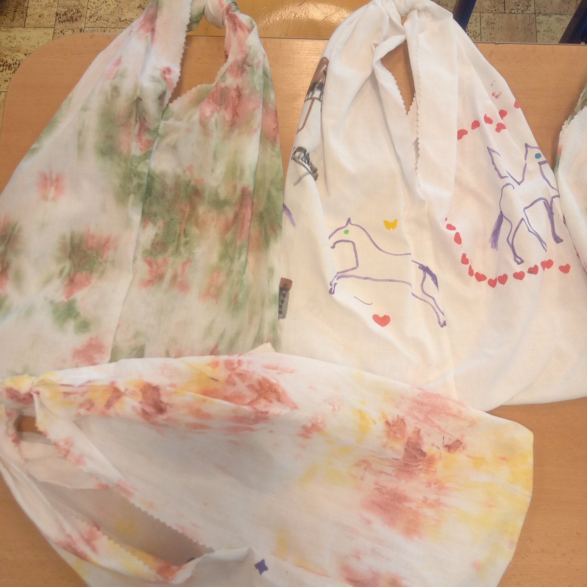 Prázdninové tašky - dekorujeme i šijeme 